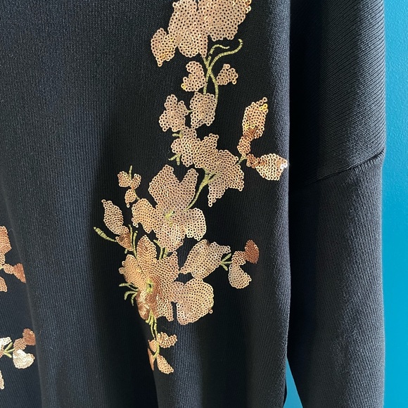 The Kinrey Hand Beaded Knit Sweater Set - Picture 7 of 13